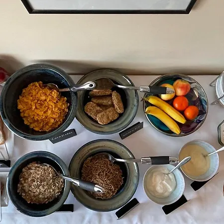 Duinin House 3* دينغل