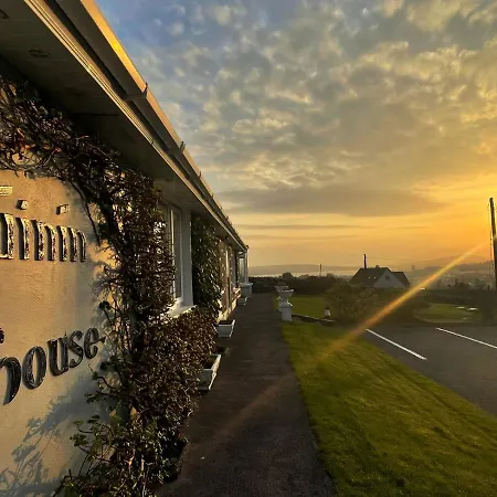 Duinin House Bed & Breakfast